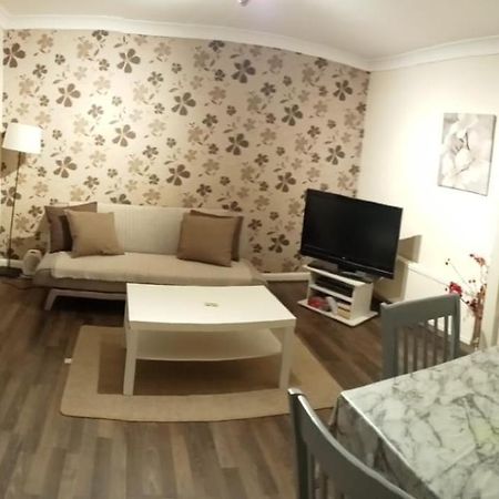 Kempston Cosy Lodge ベドフォード エクステリア 写真